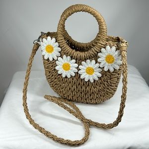Small Daisy Patch Straw Bag Crossbody